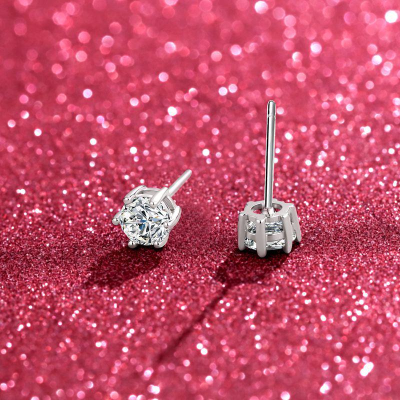 Classic Moissanite Stud Earrings, Women's S925 Sterling Silver, Simple Six-Prong Setting, High-End Cartilage Style.