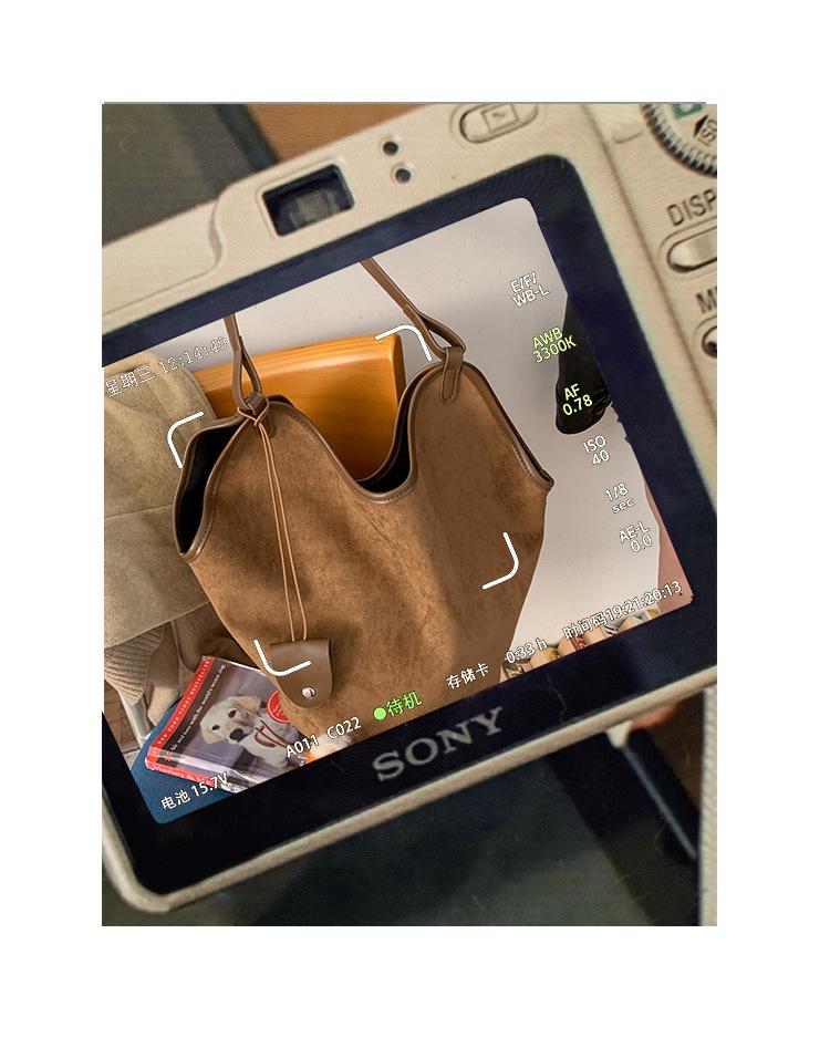 Sac cabas bandoulière grande capacité style rétro pour femme, collection automne/hiver 2025