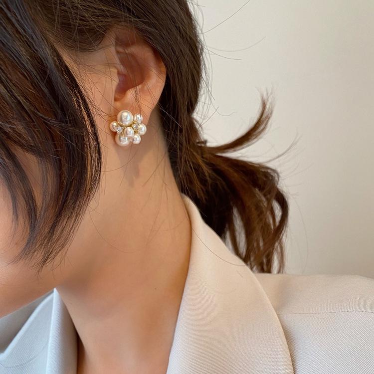 S925 Silver Pearl Flower Stud Earrings: Elegant French Luxury Rhinestone Design for Women
