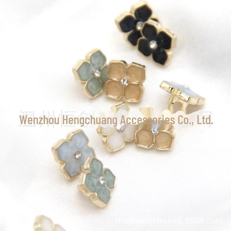 Four-Leaf Clover Flower Zinc Alloy Shirt Buttons (Oil-Dot Design)