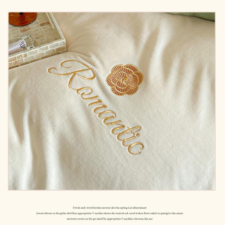 Winter Warm 4pcs Milk Embroidery Home Textile Bed Quilt Set Sheet