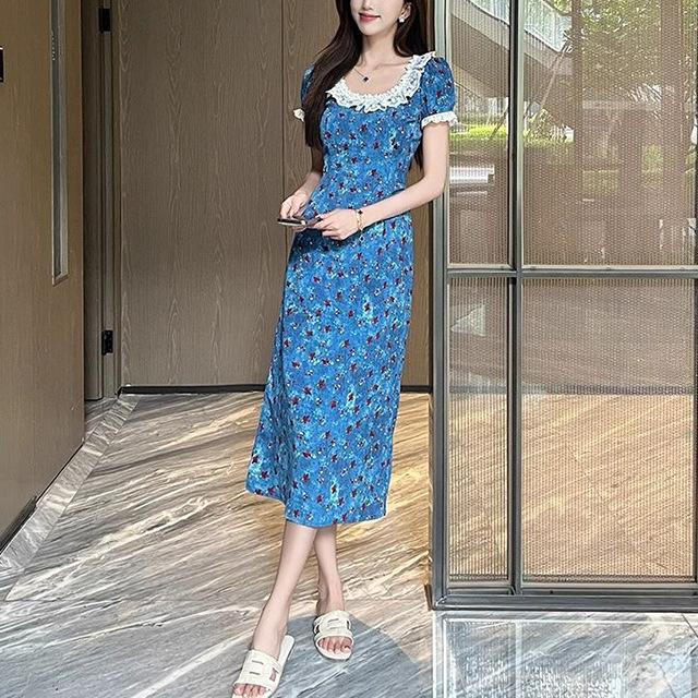 French retro waist floral dress women's summer niche design sense square neck lace edge beautiful holiday style dress
