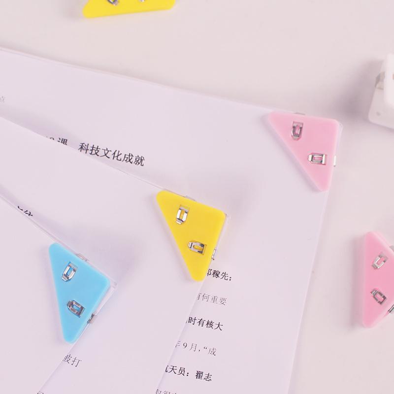 Triangle Clip: Anti-Roll Book Corner Holder for Students' Homework