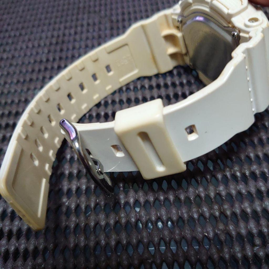 Used CASIO Baby-G White Rose Gold