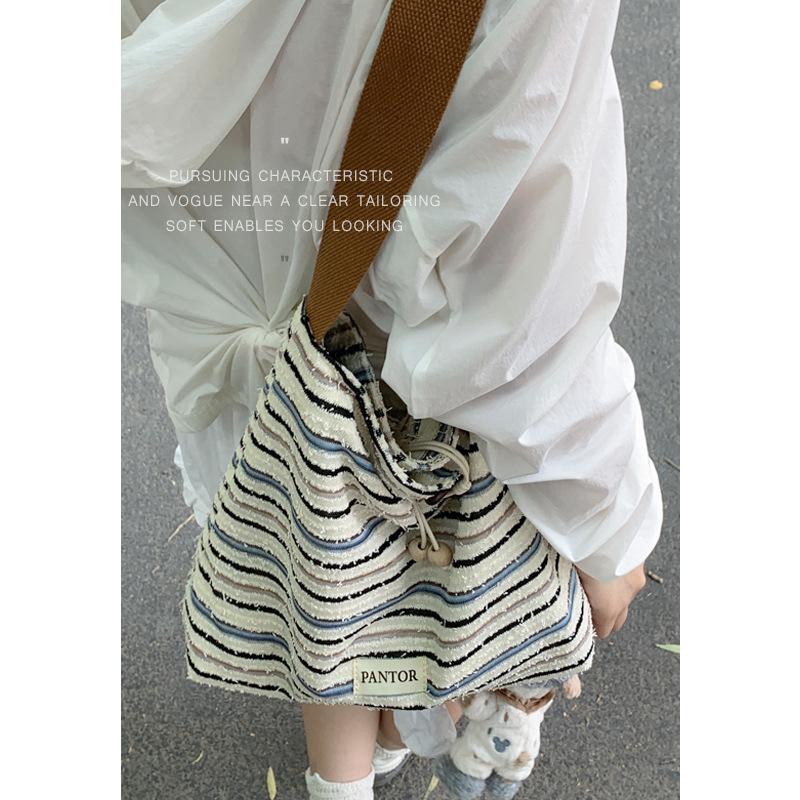 High-End Achseltasche, Einfache Gestreifte Tasche, Einzel-Schultertasche mit großem Fassungsvermögen