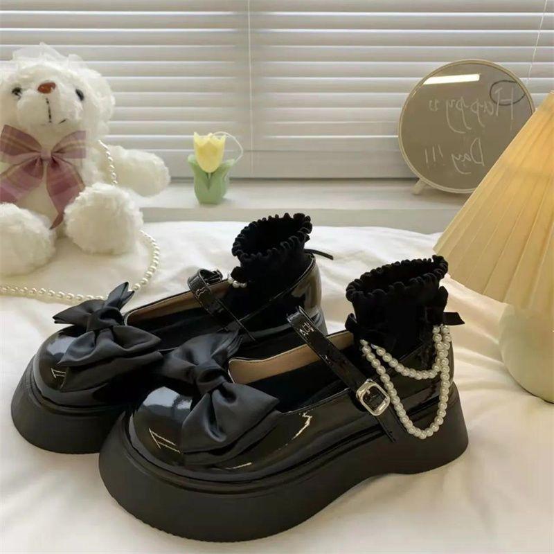 One-word buckle with shallow mouth round head bow small leather shoes for women jk sweet and cool Mary Jane shallow mouth single shoes for women 2025 
