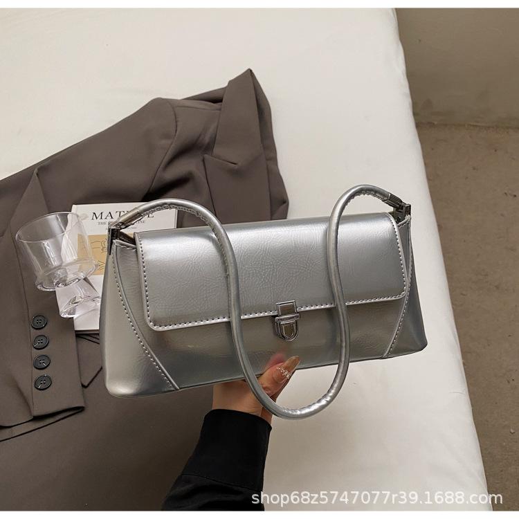 2025 New Retro Baguette Underarm Bag, High-end Glossy Hand Bag, Niche Versatile Medieval Shoulder Bag