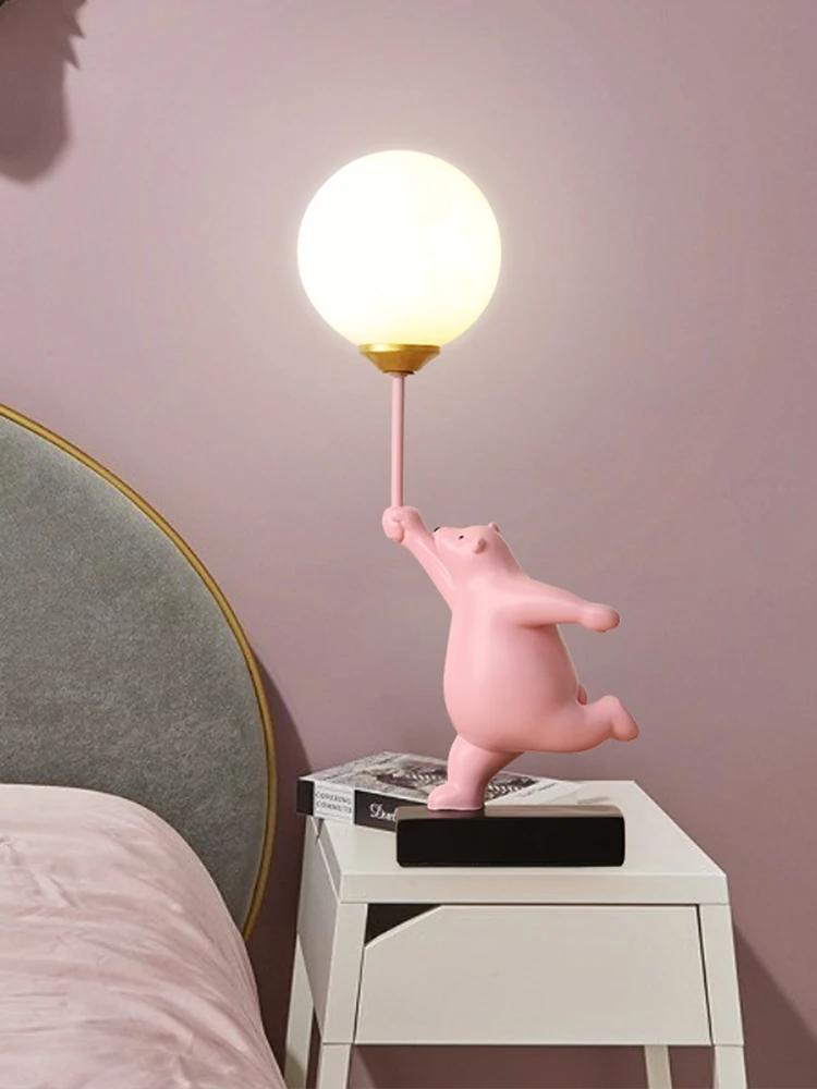 Modern Bear LED Table Lamp Art Deco Resin Desk Lamp Bedroom Lamp Creative Living Room Loft Decor Children's Room Desk Light