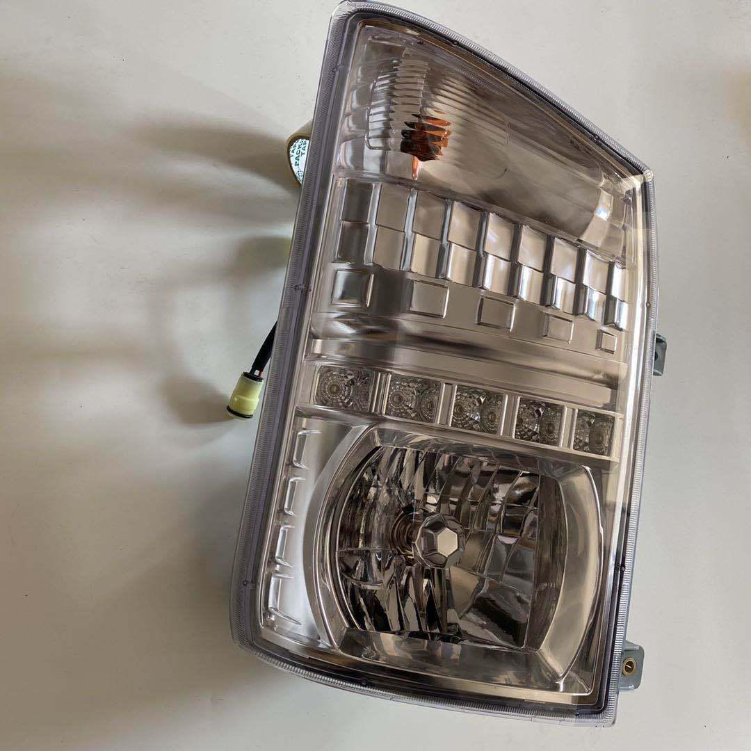 

Kaima Junteng/Junchi 3300 Сборка фары для грузовиков 12-13 годов Premium, Co-Driver Right