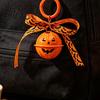 Backpacks Pumpkin Bell Keychain Halloween Keychain, Hollow Head Key Ring with Ribbon Bow, Charm for Holiday Party Decoration
