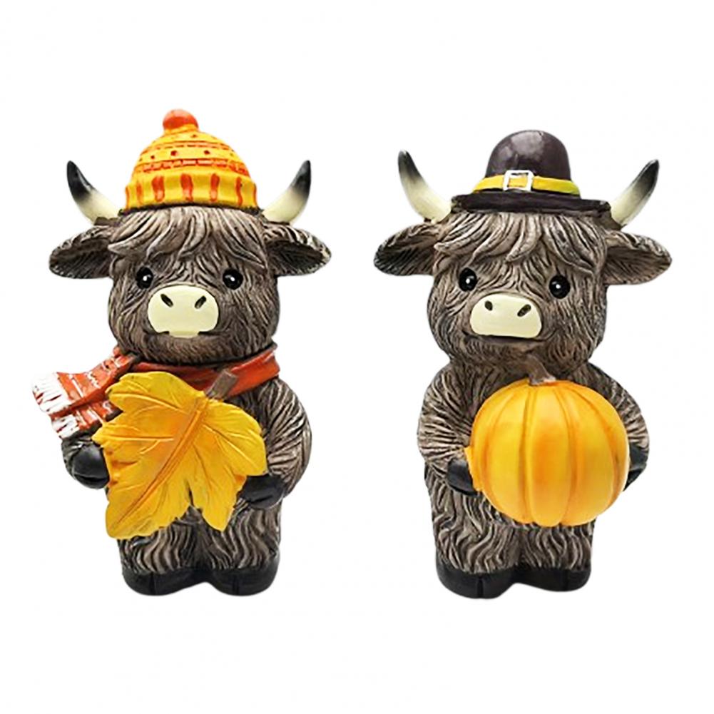 Handgefertigte Hochlandrind-Skulptur Hochlandkuh-Figuren Herbstkürbis Ahorn Halloween-Zwerge Harzstatuen für Thanksgiving