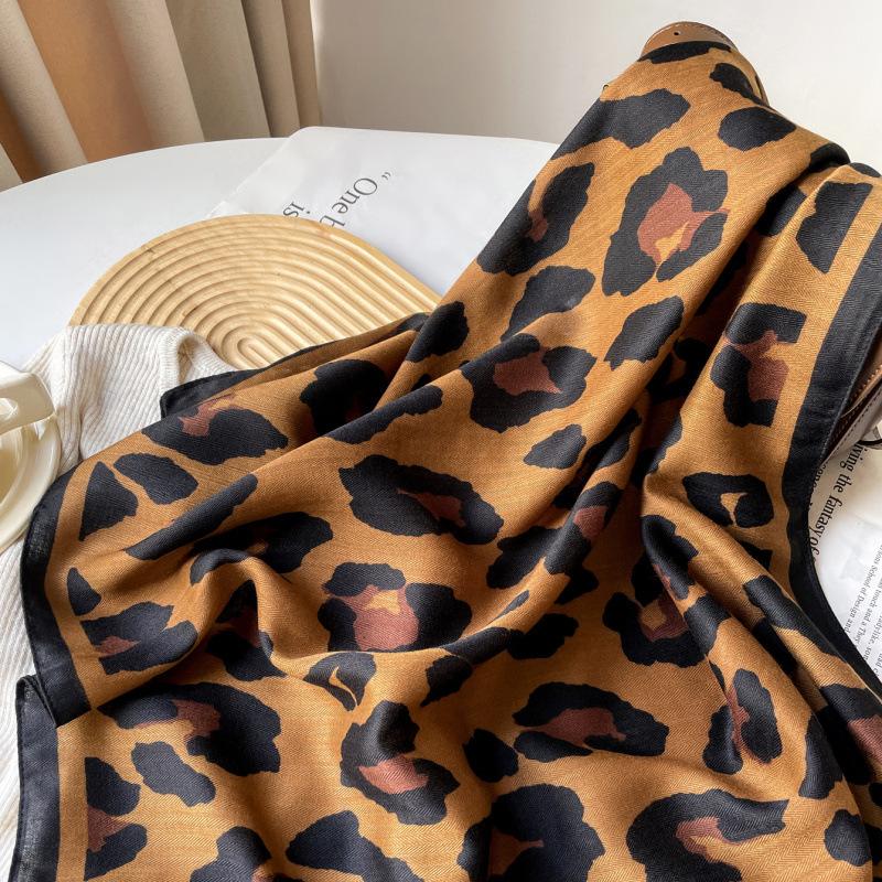 70cm Leopard Print Women's Printed Herringbone Cotton Retro Fashion Scarf Coffee Colored Small Square Scarf