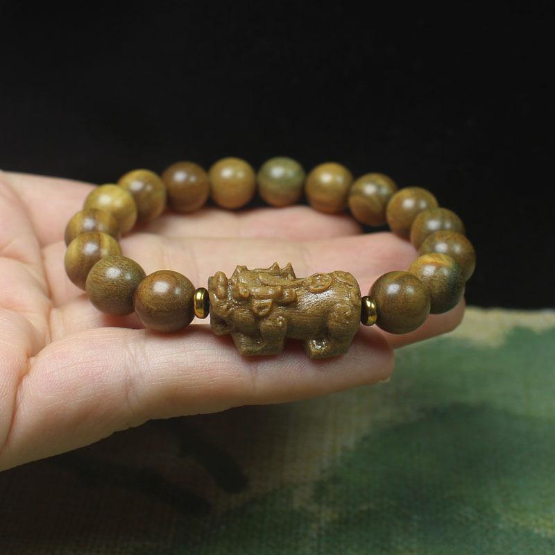 10mm Green Sandalwood Beaded Bracelet Natural Light Fragrance Pixiu Wood Carving Ethnic Style Hand Jewelry Accessories