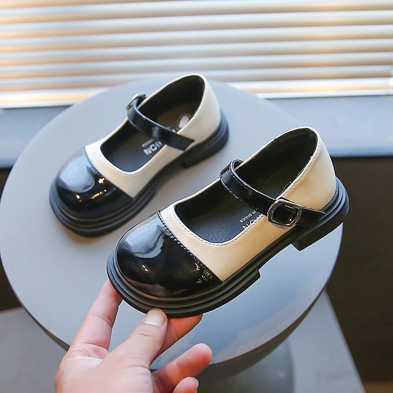 Zapatos de cuero de PU para niños, zapatos planos de charol para niñas, zapatos de princesa Vintage para escuela, color negro y Beige