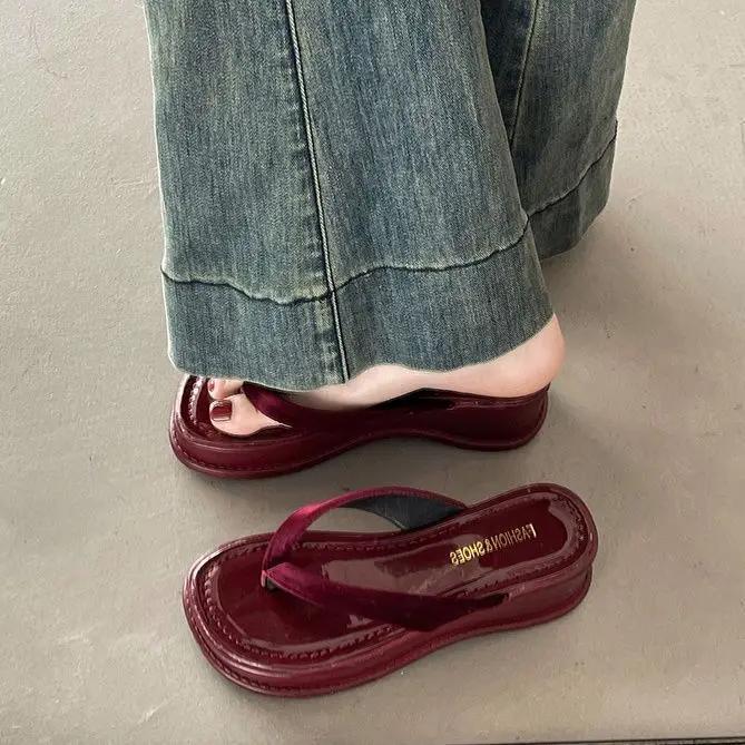 

Fashion New Red Casual Style Thick-soled Flip-flops with Flip-flops, Fashionable and Trendy Height-increasing French-style Cool Slippers 40 вино красного