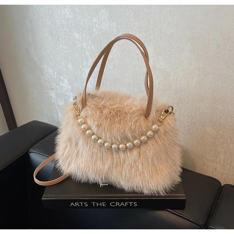 Pearl chain fur women's bag  crossbody bag  unique shoulder bag  elegant and fashionable  premium winter  new