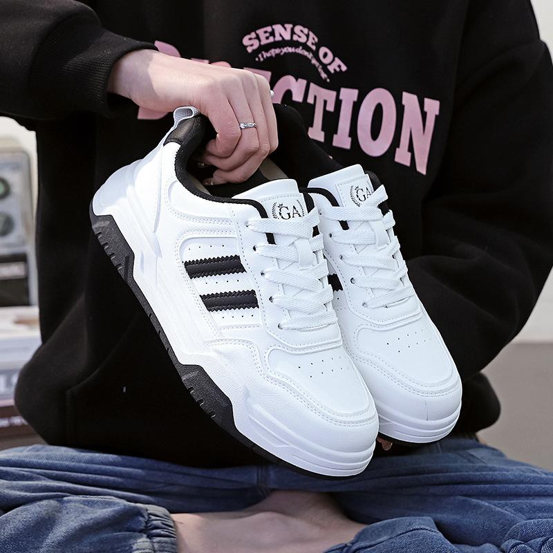 New Men's Low-Top White Canvas Sneakers Spring Summer Durable Sporty Anti-Slip Comfort Daily Walking Shoes Men's Tennis Sneakers