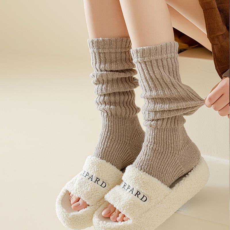 Women's Y2K Autumn/Winter Anti-Pilling Stirrup Leg Warmers - Soft, Mid-Calf, Slouchy, Warm, and Cold-Resistant.
