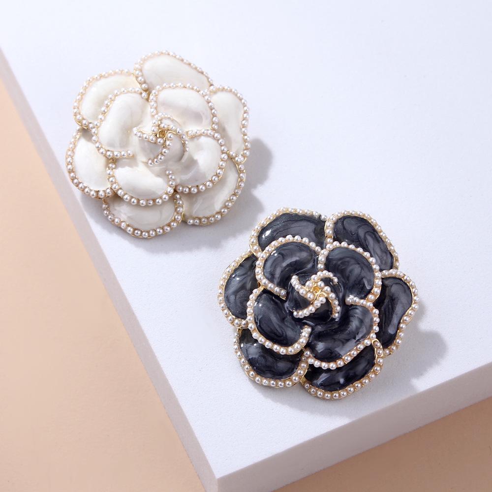 Retro Camellia Pearl Brooch & Scarf Buckle with Rhinestones - Elegant Large Pin Jewelry for Women