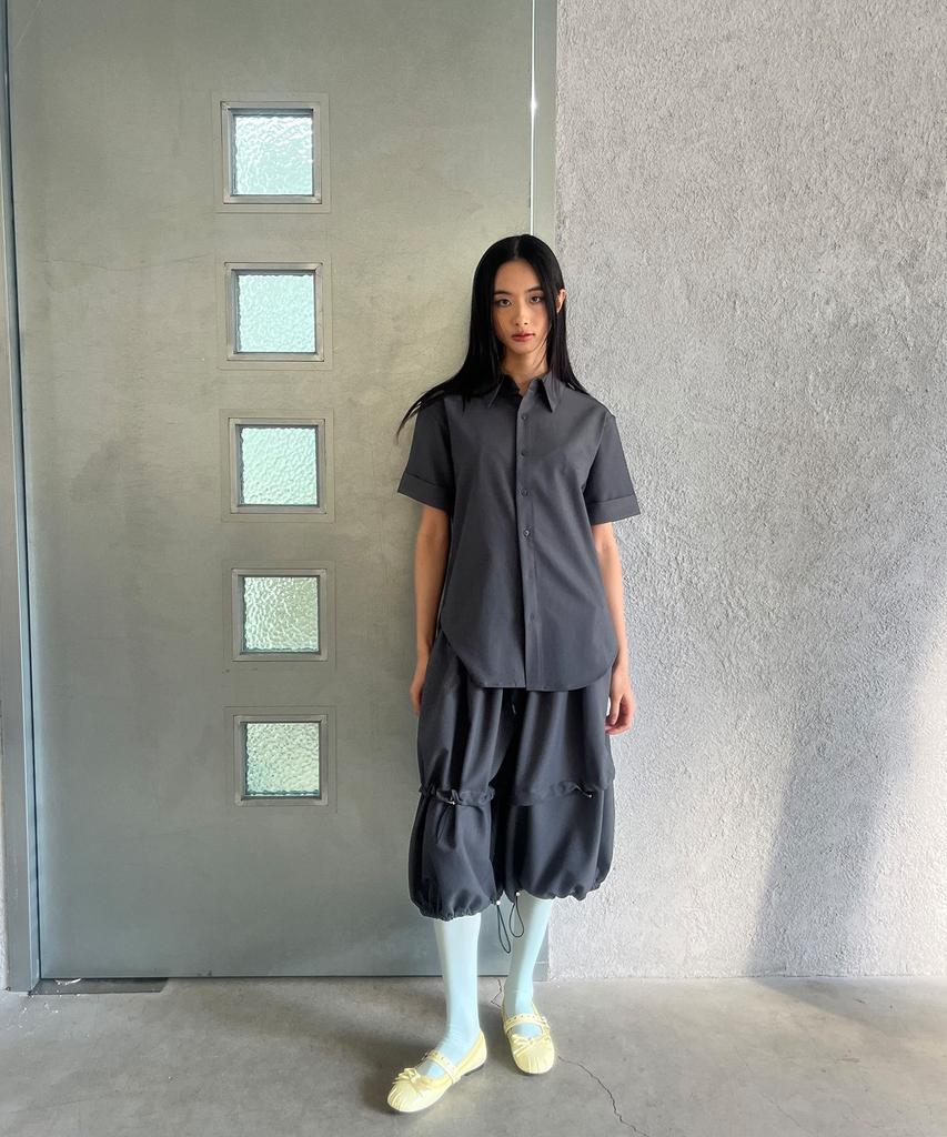PARADIGMFILM [Ep.02] (Semi-Slim Fit) Gothic Roll-Up Half Shirt (Charcoal)