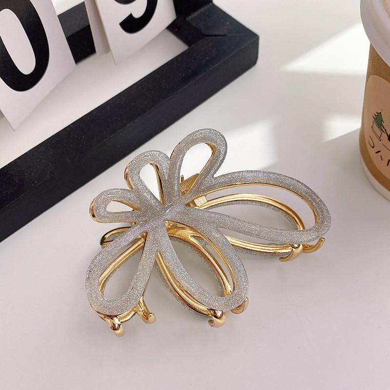 Elegant Butterfly Design Hair Claw For Women In Various Stylish Colors And Sizes