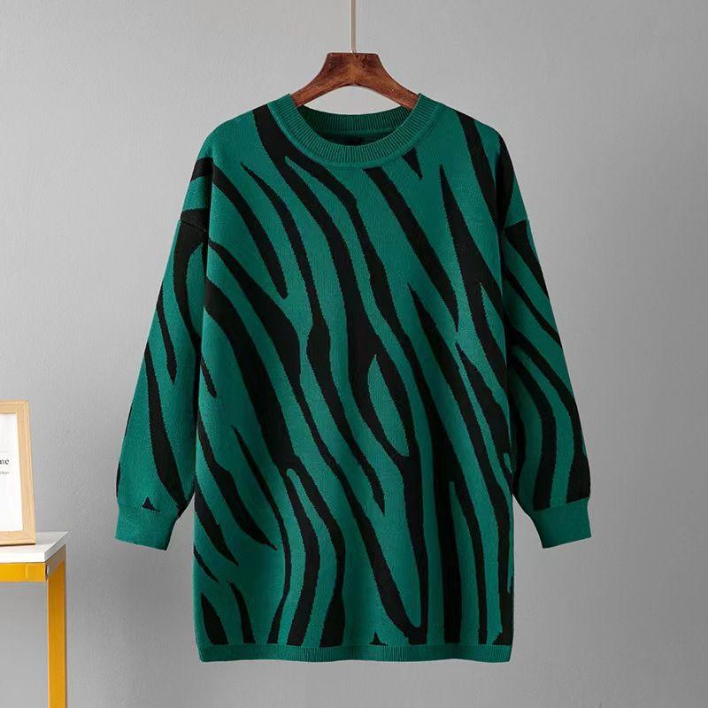 

Fashion Zebra Pattern Fashion Sweater round Neck Knitwear Knited Zebra Pattern Sweater Dark green All yards