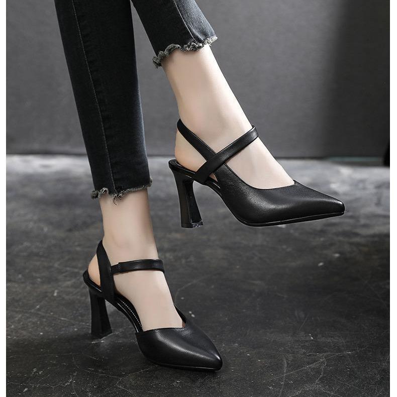 Pointed Sandals Women's Small Size Bag Head Soft Leather Summer 2025 New Middle Heel Empty Soft Leather Fine Heel Spring and Summer Women's Shoes
