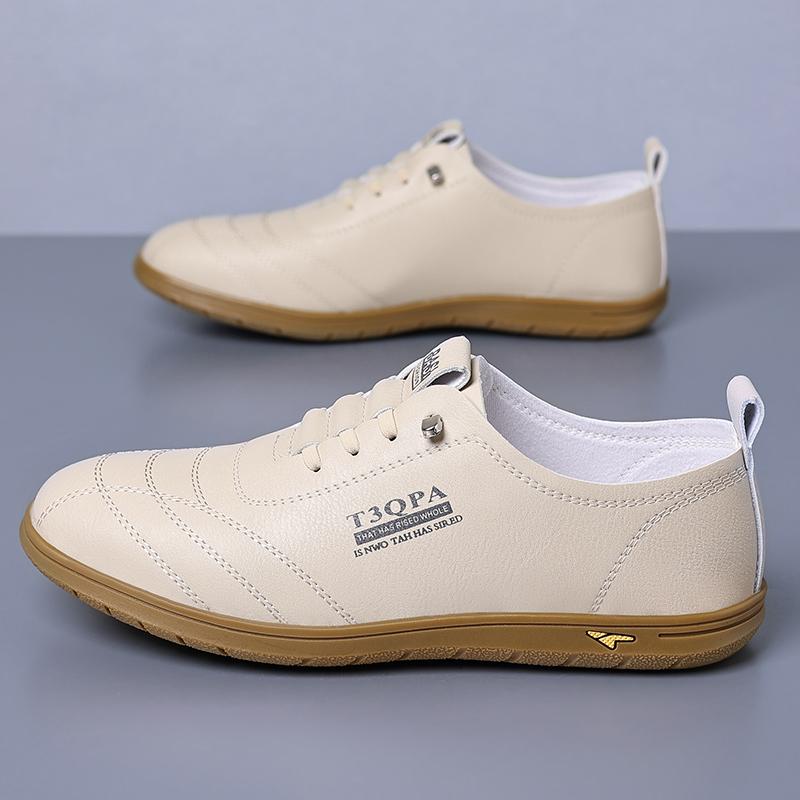 New Men's Casual Skate Shoes Stylish Soft-Sole Breathable Leather Sneakers Versatile Athletic Skate Shoes Low-Top Style Fashion