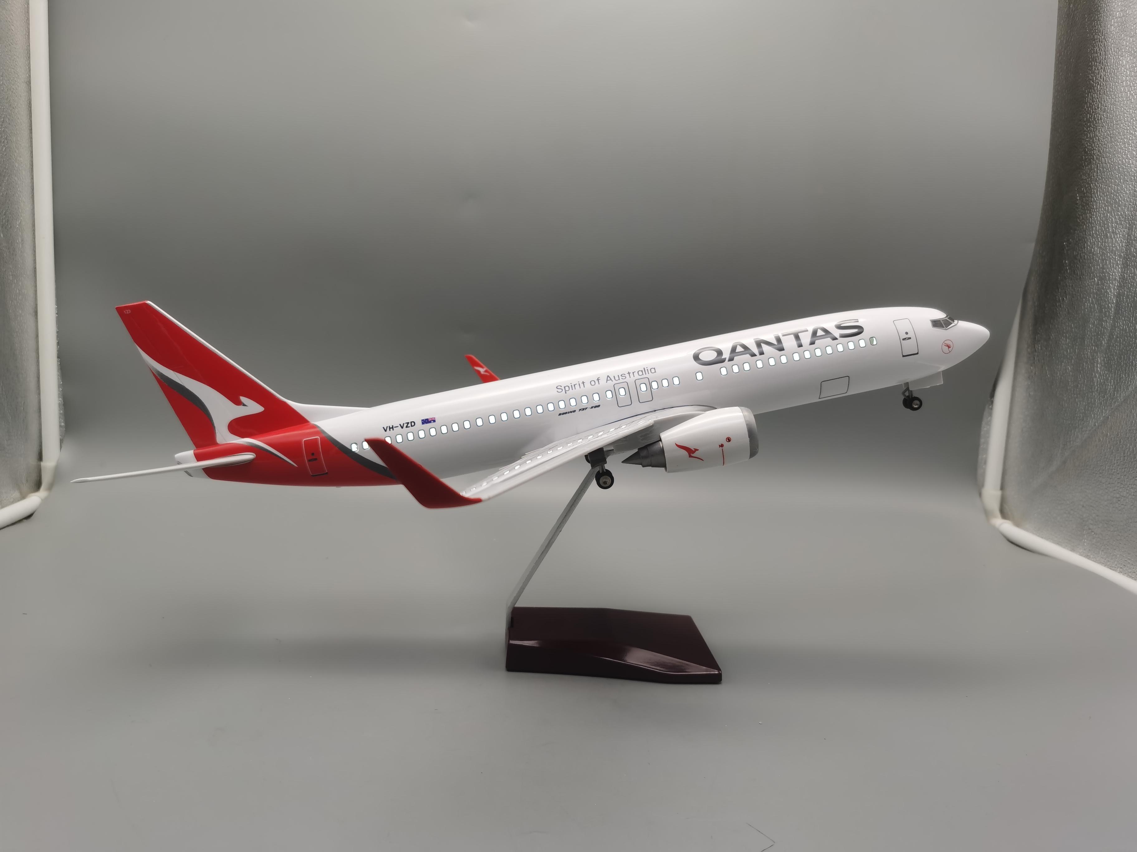 Дисплей 47 см Масштаб 1/85 Модель самолета B737 Австралия Qantas Airlines Литой смола С офисным декором no light