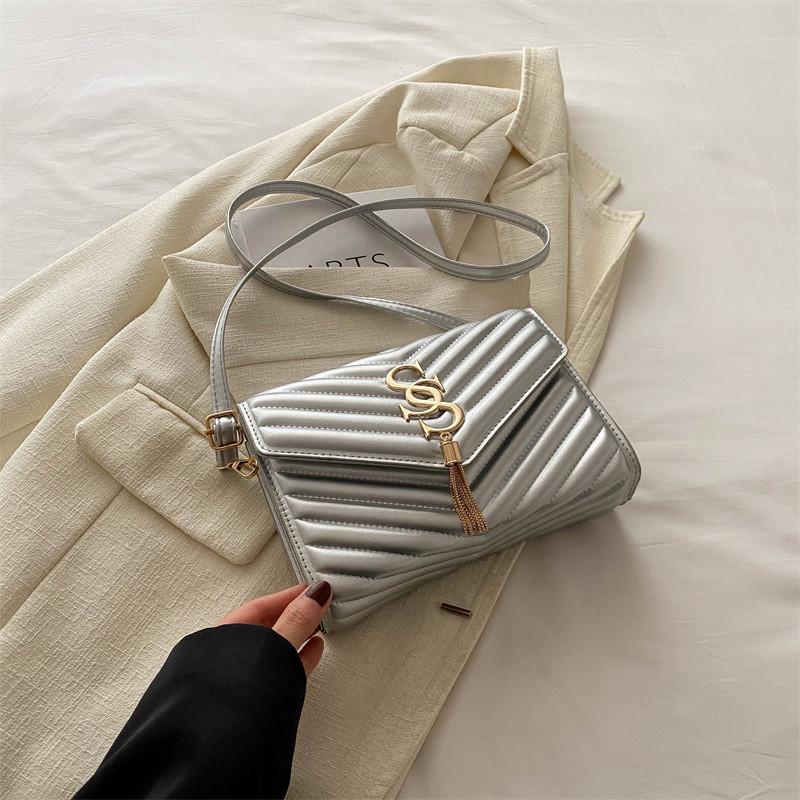 Stylish And Elegant Pu Small Square Crossbody Bag For Women With Chic Chain Strap