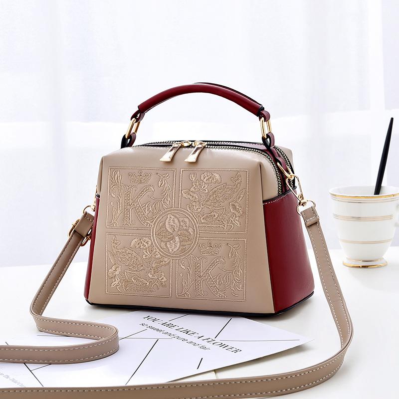 Handheld Small Bag Women's 2026 New Fashion Embroidered Middle-aged Women's Bag Western-style One-shoulder Cross-body KTY