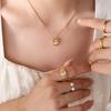 Hong Kong-Style Elegant Heart-Shaped Cat's Eye Stone Pendant Necklace On Gold-Plated Clavicle Chain.