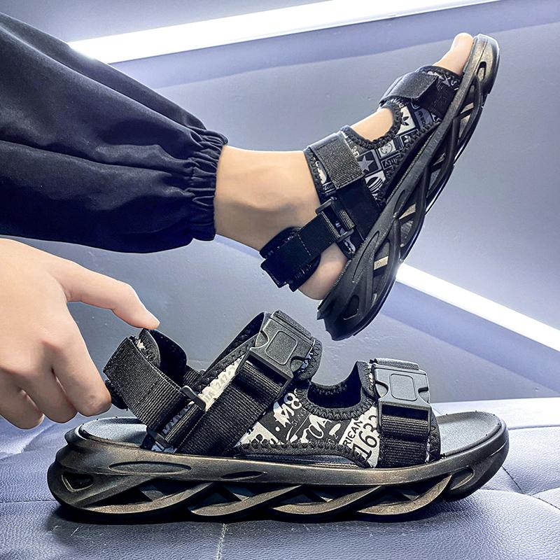 

Чоловічі літні сандалі на товстій підошві, нековзні римські пляжні туфлі, чоловічі спортивні тапочки на м якій підошві 44 чорний