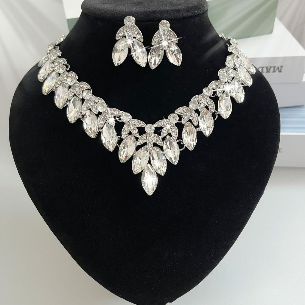 Hot Sale Jewelry Wedding Dress Bride Hollow Full Diamond Women's Necklace Earrings Bracelet Set