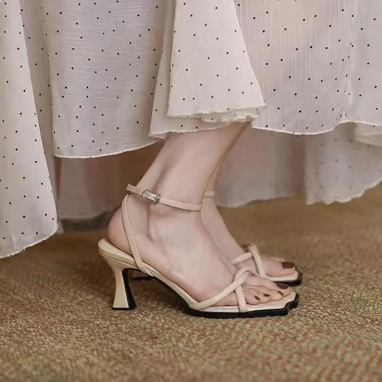 Fashion 2025 Summer Narrow Band Heel Sandals Women Thick Heel 7 CM Ankle Strap Fashion Square Toe Ladies Dress Sandalias Women's shoes