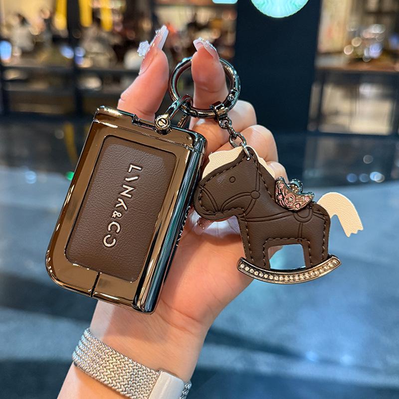 Lynk & Co 06 Luxury Leather & Metal Key Cover for 25 Models - Full Protection & Secure Fit