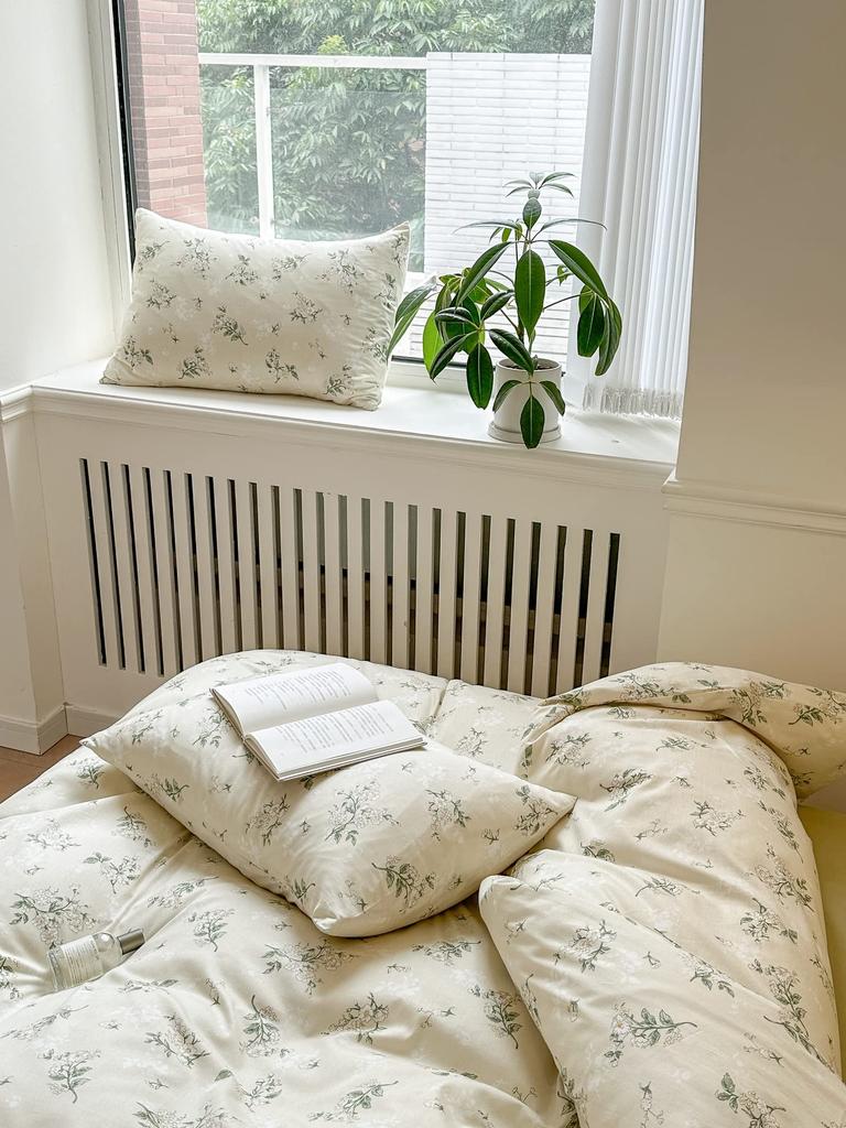 BUKAROOM Cotton Duvet Cover Set Includes Duvet Fitted and Stylish Floral Double Zipper and Fabric Wrapping Duvet Cover 100% (Single, 3-Piece Set) -