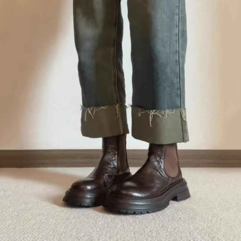 New autumn and winter collection of women's Western-style round-toe boots, large-sized thick-heeled French retro ankle boots