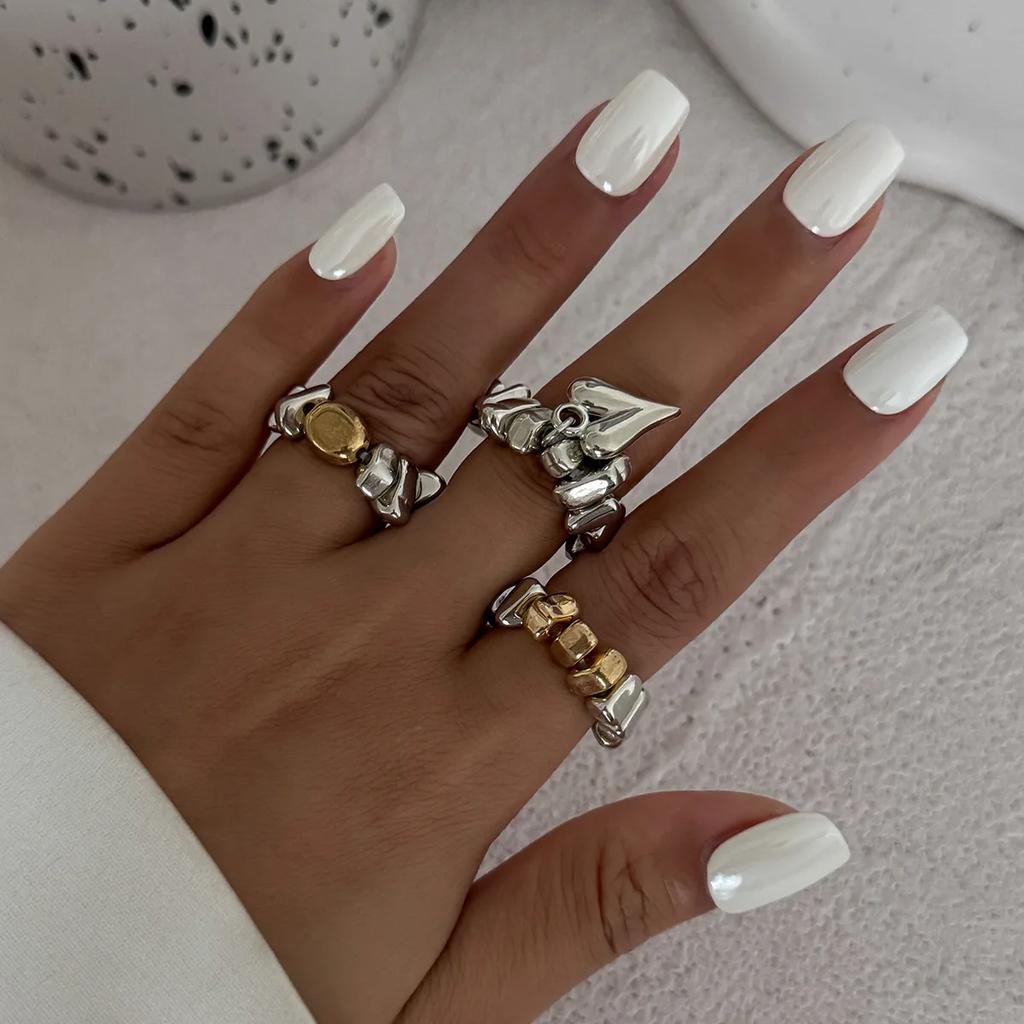 Neue Vintage CCB Perlen Unregelmäßigkeit Einzigartiges Design Herzförmiger Anhänger Ringe Sets für Frau Mode Ringe Schmuck Feiertag