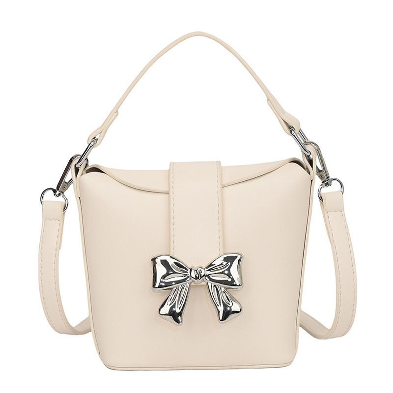 Trendy Fashionable Kids Shoulder Bag With Breathable Pu Material And Bow Accent OffWhite