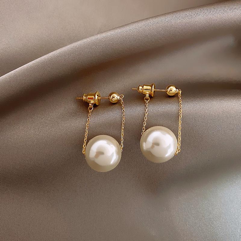 

New Cute Pearl Studs Hoop Earrings For Women Gold Color Eardrop Minimalist Tiny Huggies Hoops Wedding Fashion Jewelry