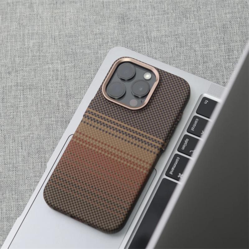 

Carbon Fiber Texture Relief MagSafe Phone Case For iPhone 17 12 13 14 15 16 Pro Max Magnetic Wireless Charging Shockproof Cover For iPhone 16 Pro Max