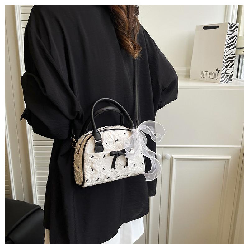 Cute Bow Printed Small Shoulder Bag Made Of Polyester For Everyday Outfits
