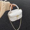 Rautenstickerei Faden Nischen Design Tasche 2026 Neue Damen Tasche Sommer Beliebt Beliebte Ketten Umhängetasche Quadratische Sling Tasche