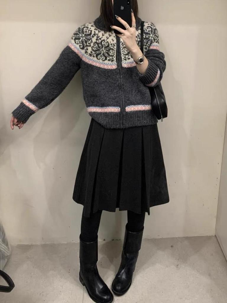 Fair Isle Retro Doll Collar Embroidered Knit Cardigan for Women - Cozy Autumn/Winter Sweater Coat