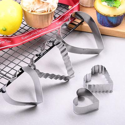 5PCS Heart Shaped Cookie Cutter Set Molds for Valentines Day Cake Baking Tools Stainless Steel Heart Cutter Valentine's Day Gift