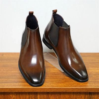 Stivali Chelsea da Uomo alla Moda 2024 Autunno Inverno Punta Quadrata PU Stivaletti alla Caviglia Business Casual Stivaletti Corti da Uomo Scarpe in Pelle Fatte a Mano