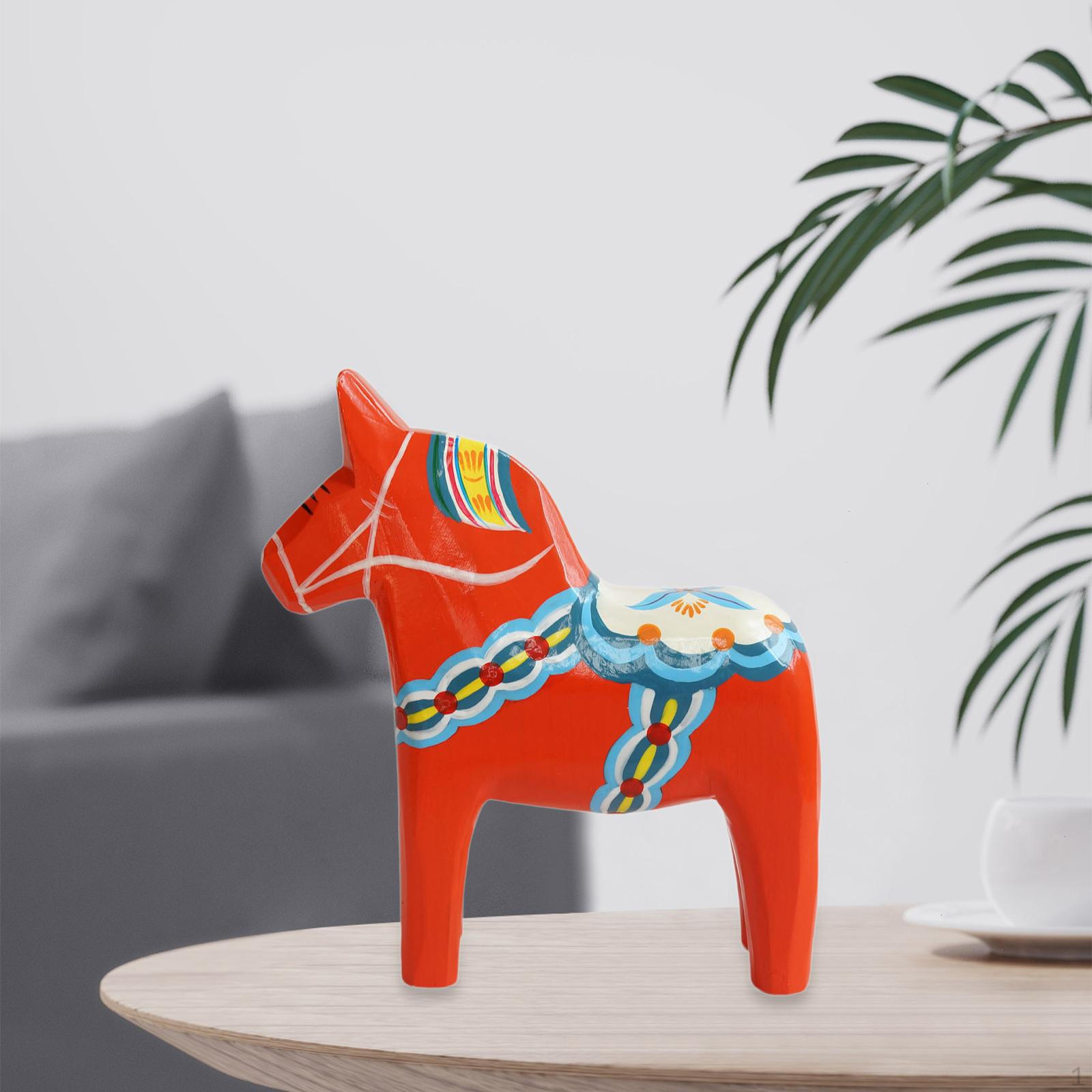 

Dala Horse Collectible Figurine for Home and Office Display красный