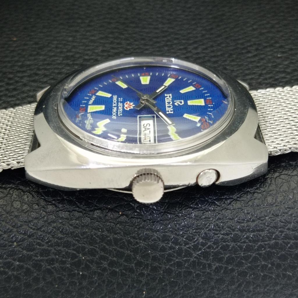 Ricoh R31 AUTOMATIC JAPAN MENS VINTAGE BLUE COLOR DIAL WATCH A701956-5 R207-a701956