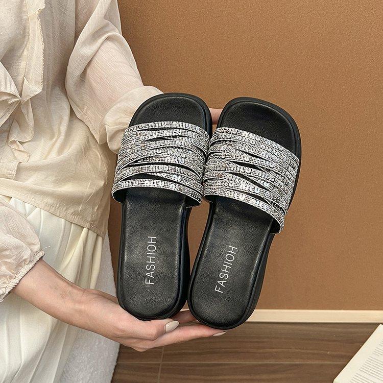 

[youshilai] Slope heel rhinestone thick-soled one-word slippers 2025 summer wear skirt open-toed cool slippers women 34